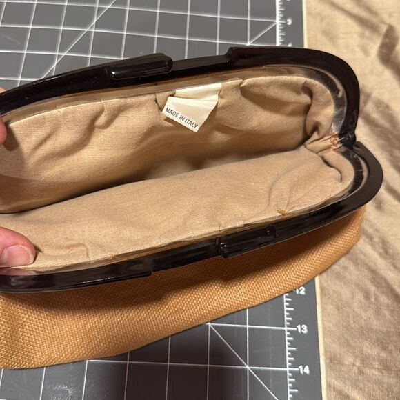 Vintage Italian Neutral Torstoise Shell Snap Jaw Clutch - Picture 2 of 3